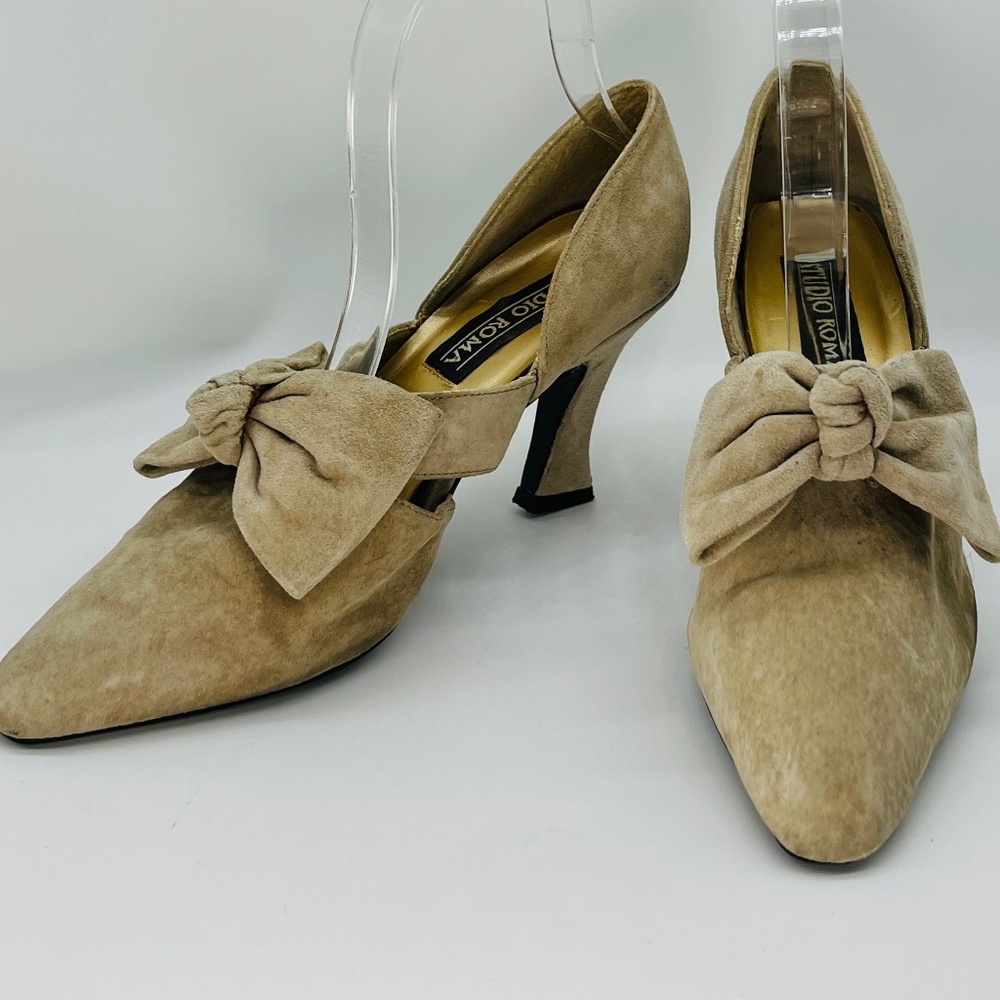 Studio Roma Tan Suede High Heels  sz:7M